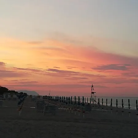 La Dimora Di Lola Affittacamere 3*