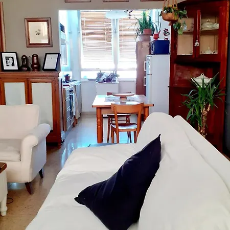 Maison d'hôtes La Dimora Di Lola Affittacamere