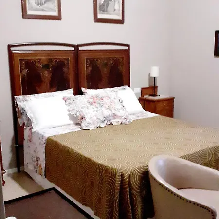 Maison d'hôtes La Dimora Di Lola Affittacamere Porto SantʼElpidio